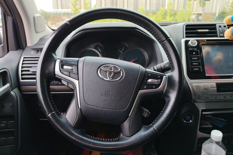 Used Toyota Prado 2018 3.5L Automatic TX-L with Rear-Mounted Spare Tire Steering Wheel