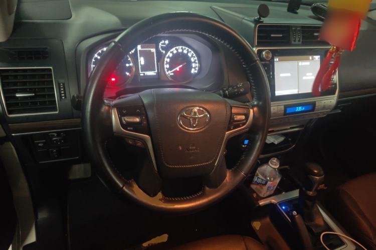 Used Toyota Prado 2018 3.5L Automatic TX-L with Rear-Mounted Spare Tire Steering Wheel