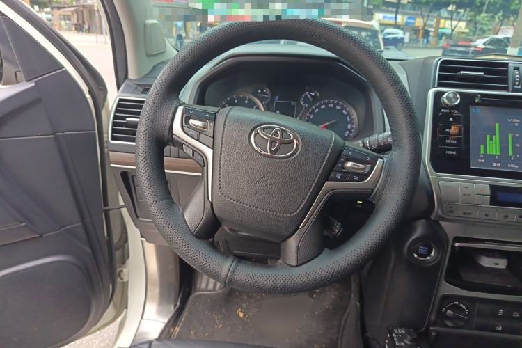 Used Toyota Prado 2018 3.5L Automatic TX-L with Rear-Mounted Spare Tire Steering Wheel