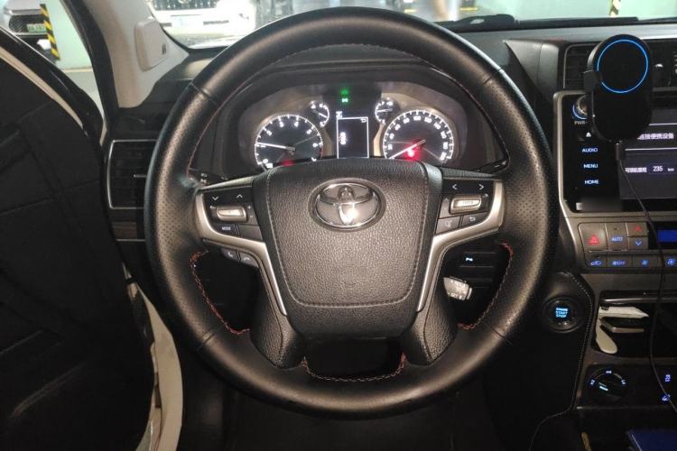 Used Toyota Prado 2018 3.5L Automatic TX-L NAVI with Rear-Mounted Spare Tire Steering Wheel