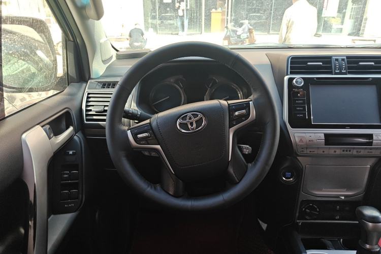 Used Toyota Prado 2018 3.5L Automatic TX-L with Rear-Mounted Spare Tire Steering Wheel