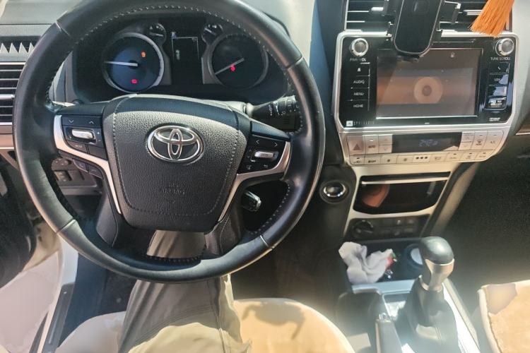 Used Toyota Prado 2018 3.5L Automatic TX-L NAVI with Rear-Mounted Spare Tire Steering Wheel