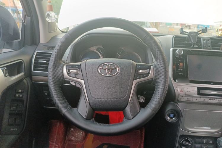 Used Toyota Prado 2018 3.5L Automatic TX-L NAVI Steering Wheel