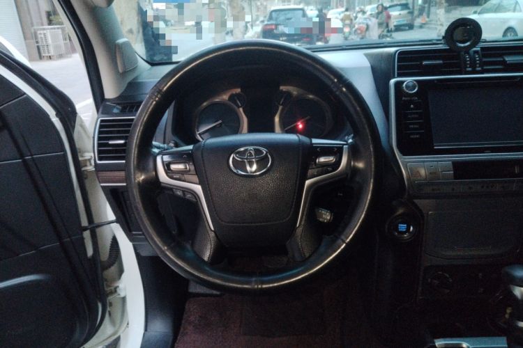 Used Toyota Prado 2018 3.5L Automatic TX-L with Rear-Mounted Spare Tire Steering Wheel