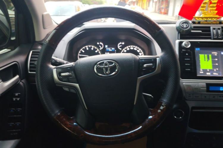 Used Toyota Prado 2018 3.5L Automatic TX-L with Rear-Mounted Spare Tire Steering Wheel