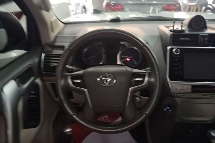 Used Toyota Prado 2018 3.5L Automatic TX-L Steering Wheel