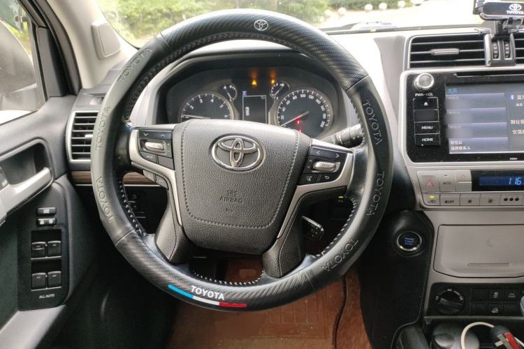 Used Toyota Prado 2018 3.5L Automatic TX-L with Rear-Mounted Spare Tire Steering Wheel