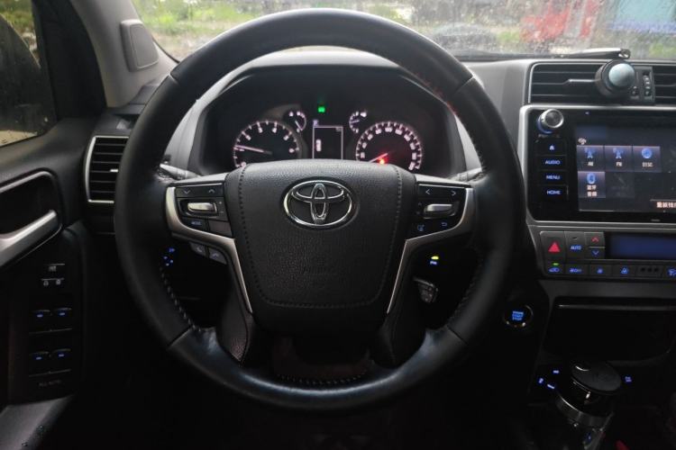 Used Toyota Prado 2018 3.5L Automatic TX-L Steering Wheel