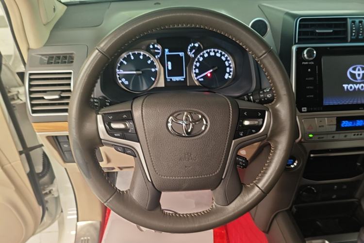 Used Toyota Prado 2018 3.5L Automatic TX-L NAVI Steering Wheel