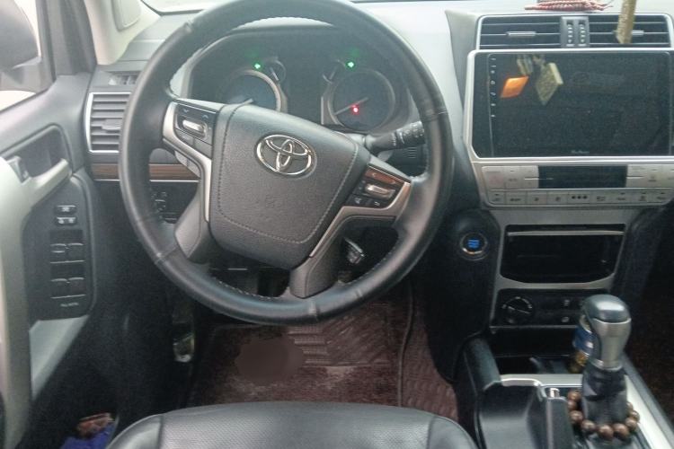 Used Toyota Prado 2018 3.5L Automatic TX-L Steering Wheel