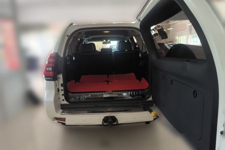 Used Toyota Prado 2018 3.5L Automatic TX-L with Rear-Mounted Spare Tire Trunk