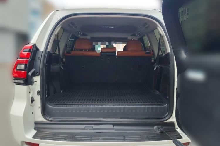 Used Toyota Prado  Trunk