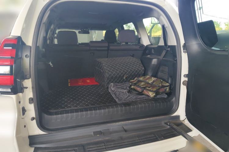 Used Toyota Prado 2018 3.5L Automatic TX Trunk