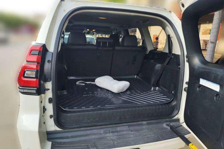 Used Toyota Prado 2018 3.5L Automatic TX-L with Rear-Mounted Spare Tire Trunk
