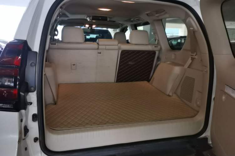 Used Toyota Prado 2018 3.5L Automatic VX NAVI with Rear-Mounted Spare Tire Trunk