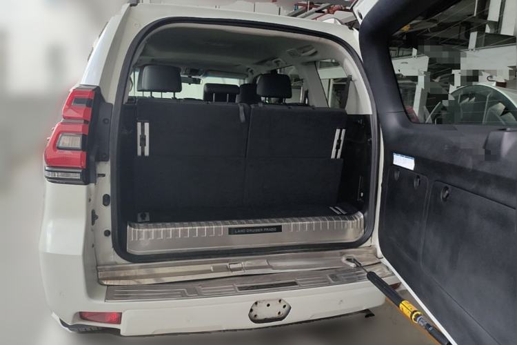 Used Toyota Prado 2018 3.5L Automatic TX-L with Rear-Mounted Spare Tire Trunk