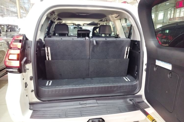 Used Toyota Prado 2018 3.5L Automatic TX-L with Rear-Mounted Spare Tire Trunk