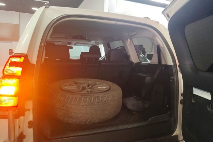 Used Toyota Prado 2018 3.5L Automatic TX-L NAVI with Rear-Mounted Spare Tire Trunk