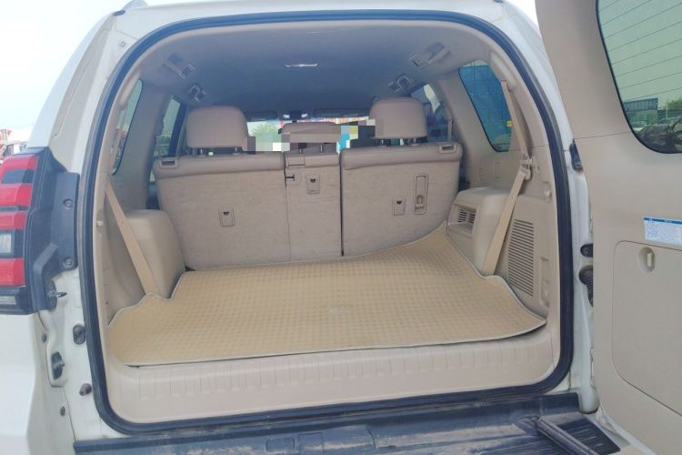 Used Toyota Prado  Trunk