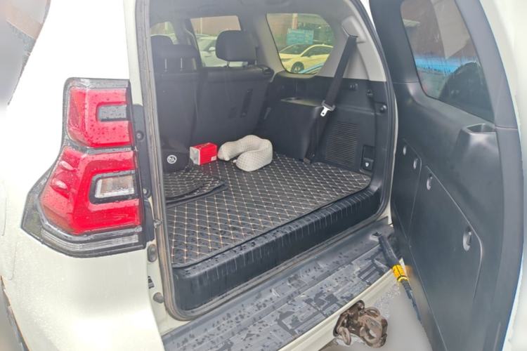 Used Toyota Prado 2018 3.5L Automatic TX-L with Rear-Mounted Spare Tire Trunk