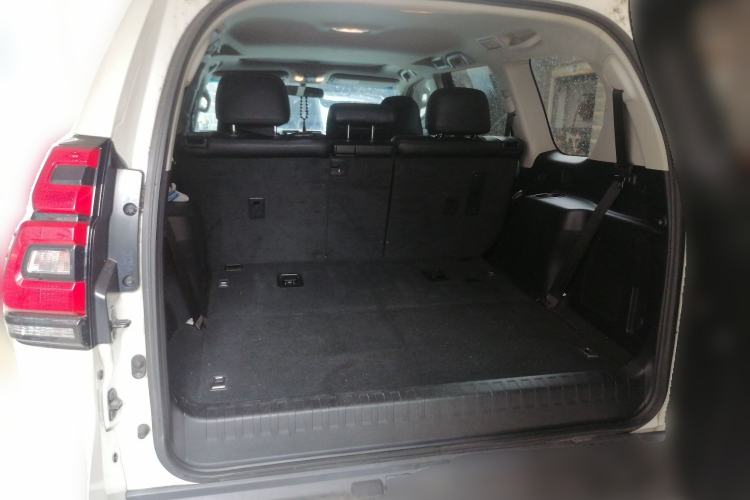 Used Toyota Prado 2018 3.5L Automatic TX Trunk