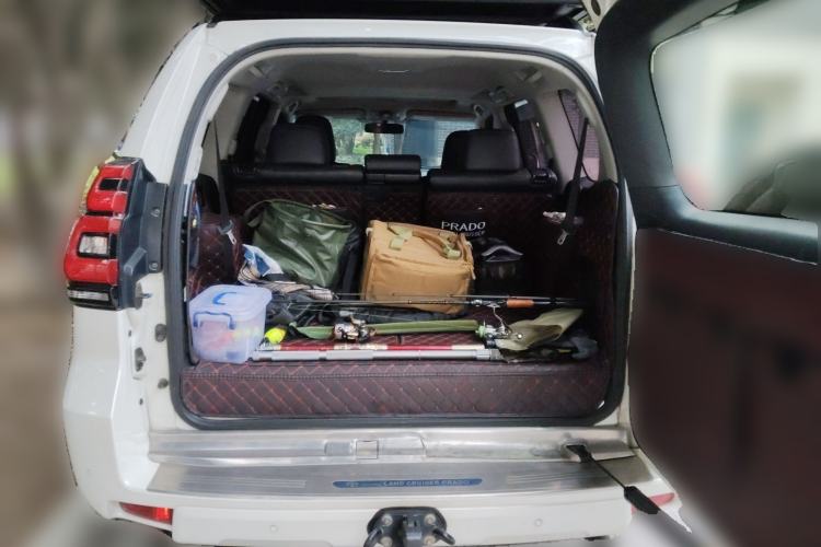 Used Toyota Prado 2018 3.5L Automatic TX-L with Rear-Mounted Spare Tire Trunk