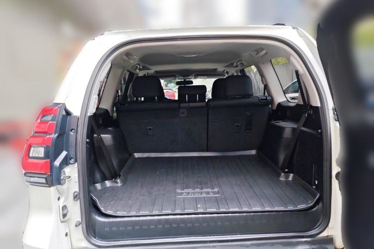 Used Toyota Prado 2018 3.5L Automatic TX-L with Rear-Mounted Spare Tire Trunk