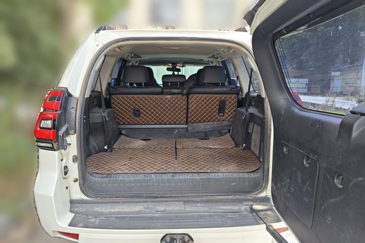 Used Toyota Prado 2018 3.5L Automatic SX Trunk