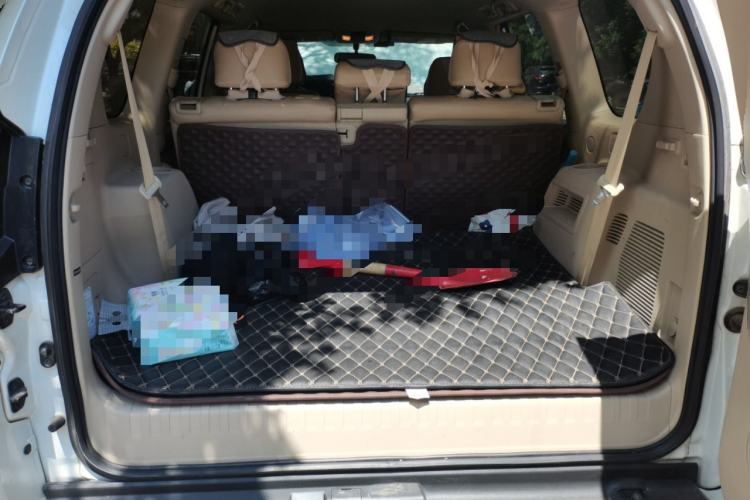 Used Toyota Prado  Trunk