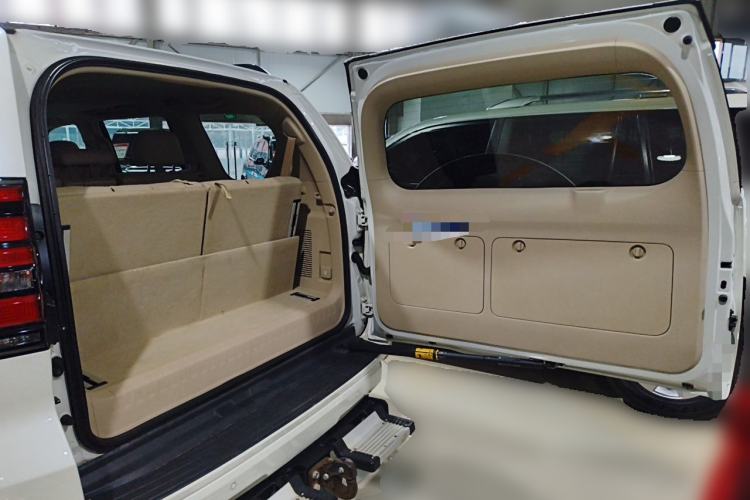 Used Toyota Prado 2018 3.5L Automatic TX-L NAVI with Rear-Mounted Spare Tire Trunk