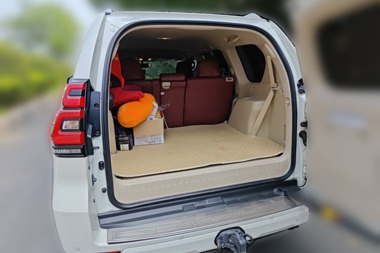 Used Toyota Prado  Trunk