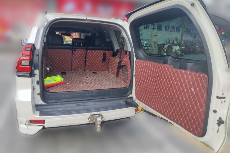 Used Toyota Prado 2018 3.5L Automatic SX Trunk
