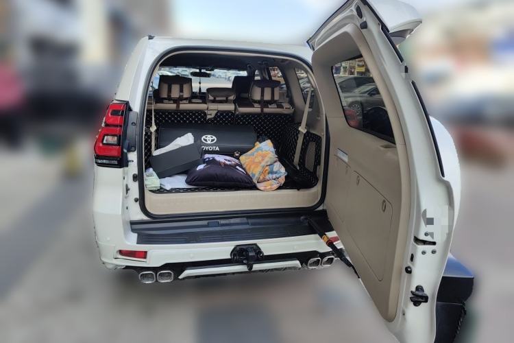 Used Toyota Prado  Trunk