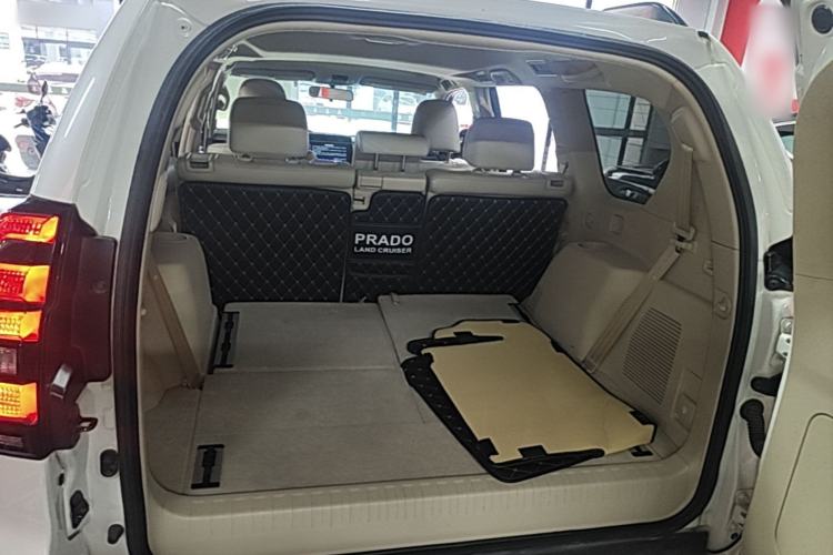 Used Toyota Prado 2018 3.5L Automatic TX-L with Rear-Mounted Spare Tire Trunk
