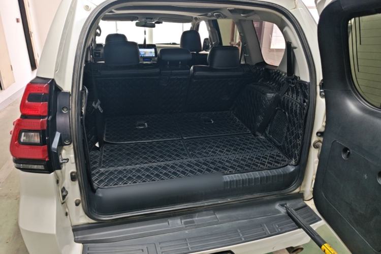 Used Toyota Prado 2018 3.5L Automatic TX Trunk