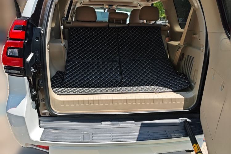 Used Toyota Prado 2018 3.5L Automatic SX Trunk