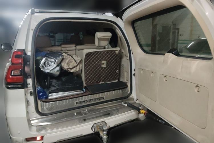 Used Toyota Prado  Trunk