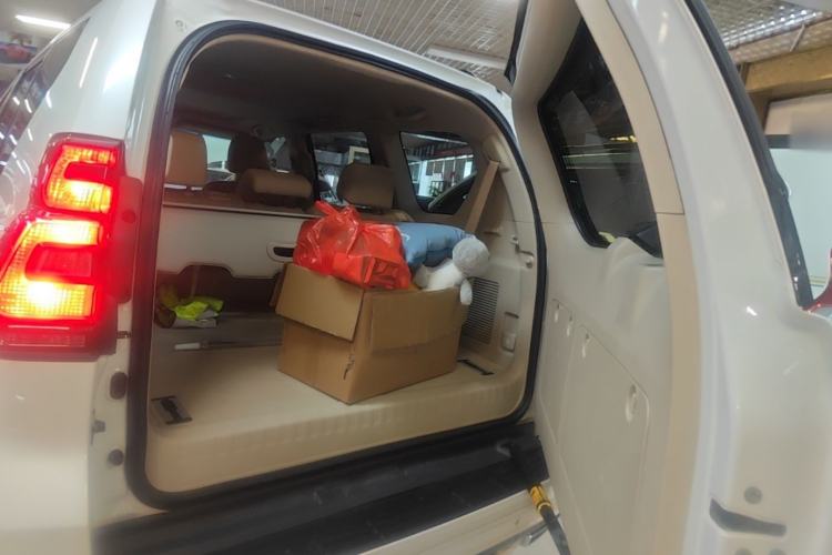 Used Toyota Prado 2018 3.5L Automatic TX-L Trunk