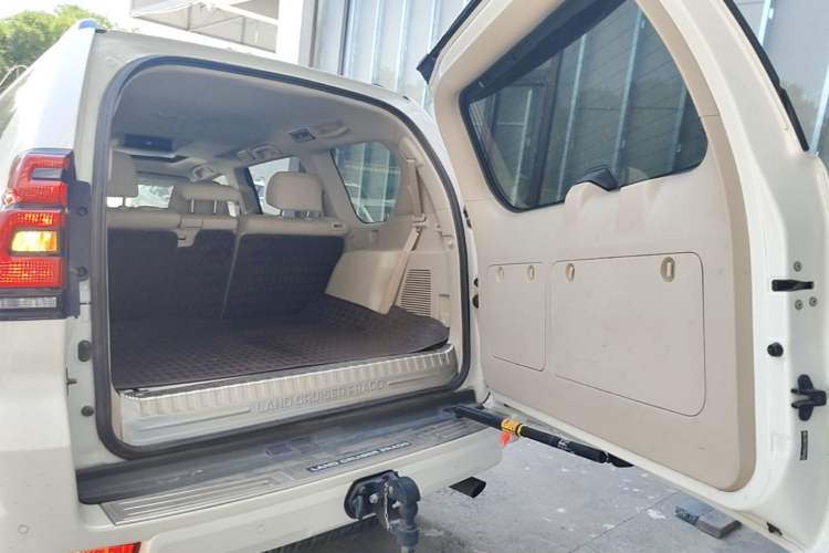 Used Toyota Prado 2018 3.5L Automatic TX-L NAVI Trunk