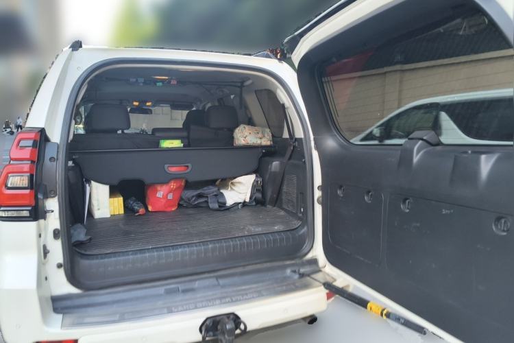 Used Toyota Prado 2018 3.5L Automatic TX-L Trunk