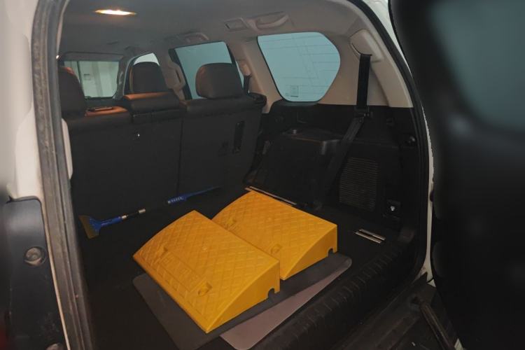 Used Toyota Prado  Trunk