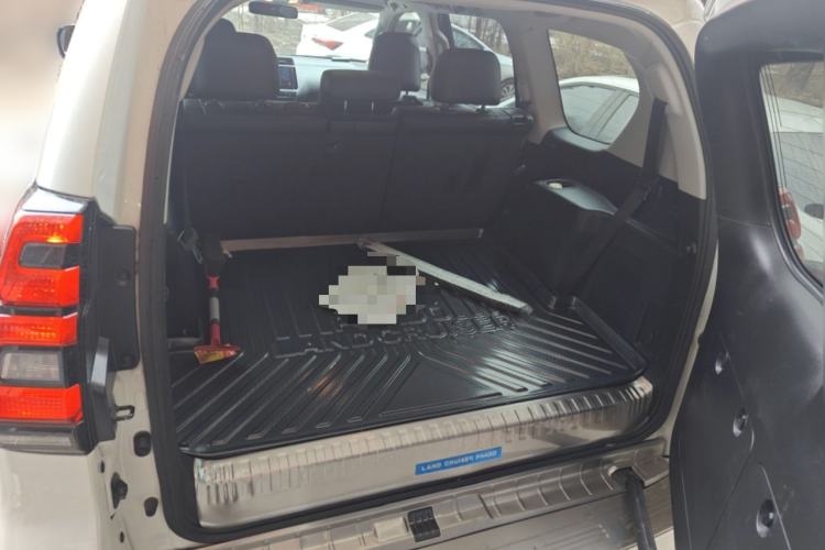 Used Toyota Prado 2018 3.5L Automatic SX Trunk