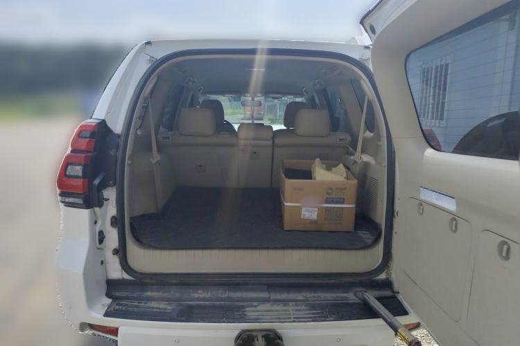 Used Toyota Prado  Trunk