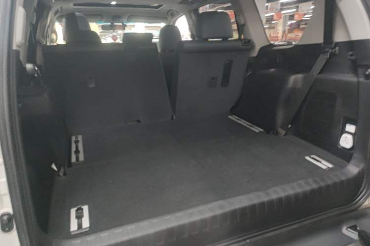 Used Toyota Prado 2018 3.5L Automatic TX-L with Rear-Mounted Spare Tire Trunk