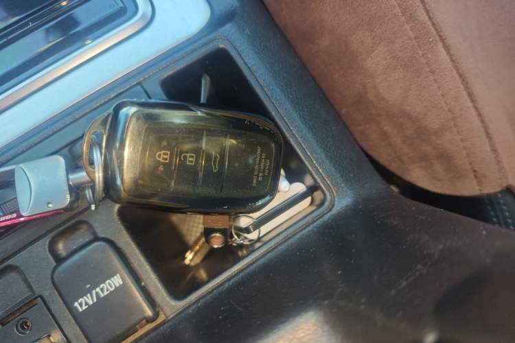 Used Toyota Prado 2018 3.5L Automatic TX-L NAVI Vehicle Key