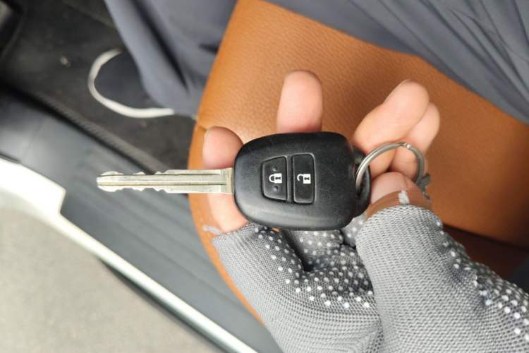 Used Toyota Prado  Vehicle Key