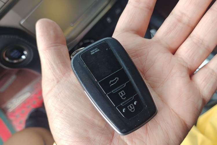 Used Toyota Prado 2018 3.5L Automatic TX Vehicle Key