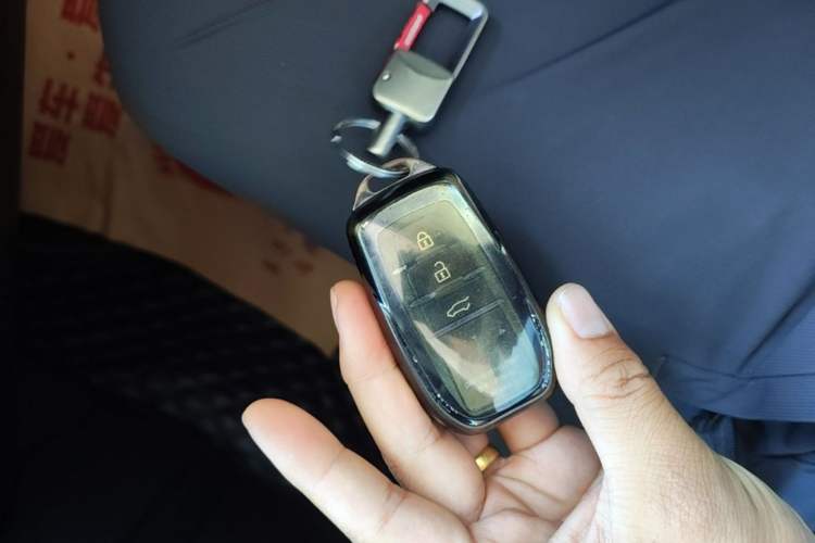 Used Toyota Prado 2018 3.5L Automatic TX-L NAVI Vehicle Key