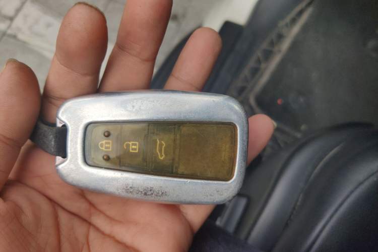 Used Toyota Prado 2018 3.5L Automatic SX Vehicle Key