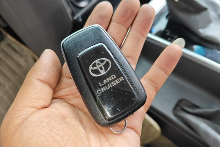 Used Toyota Prado 2018 3.5L Automatic TX Vehicle Key